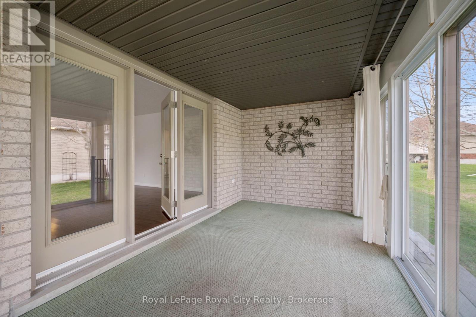 #19 27 ELKIN COURT - 20