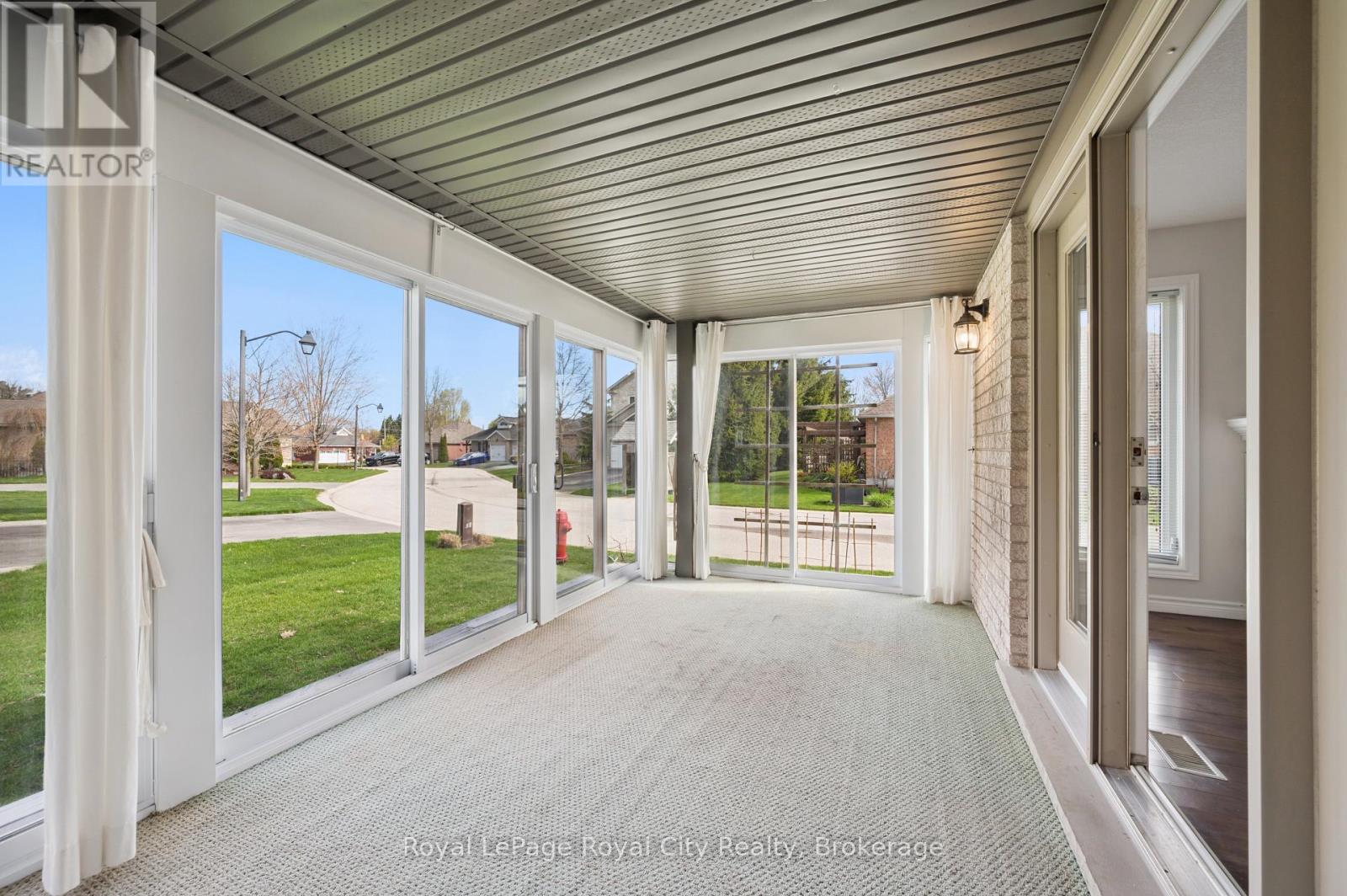 #19 27 ELKIN COURT - 21