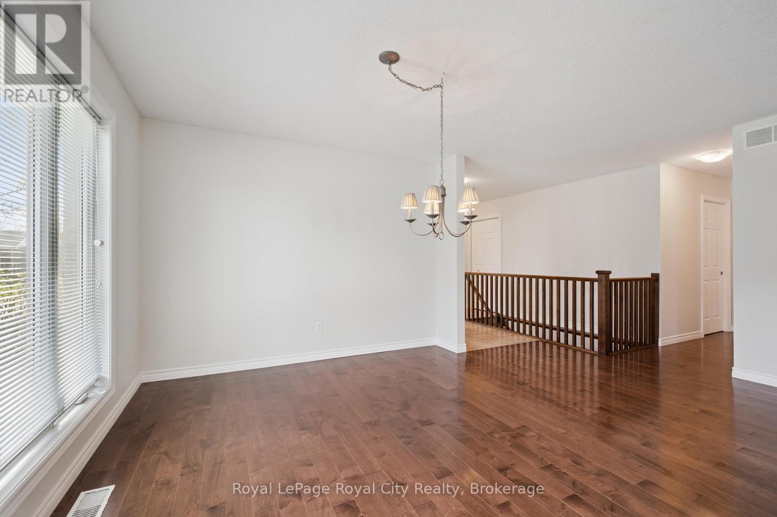 #19 27 ELKIN COURT - 22
