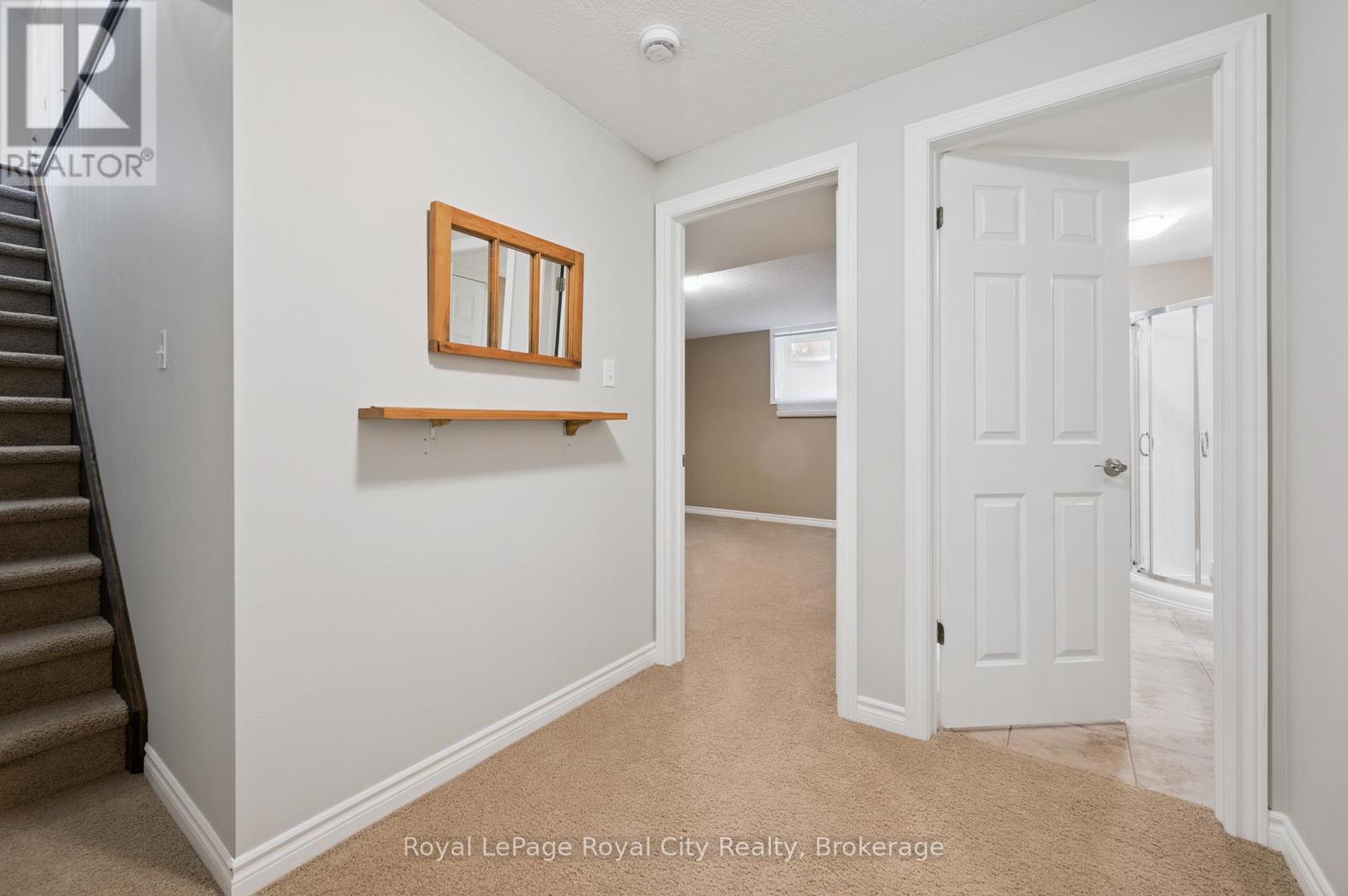 #19 27 ELKIN COURT - 31