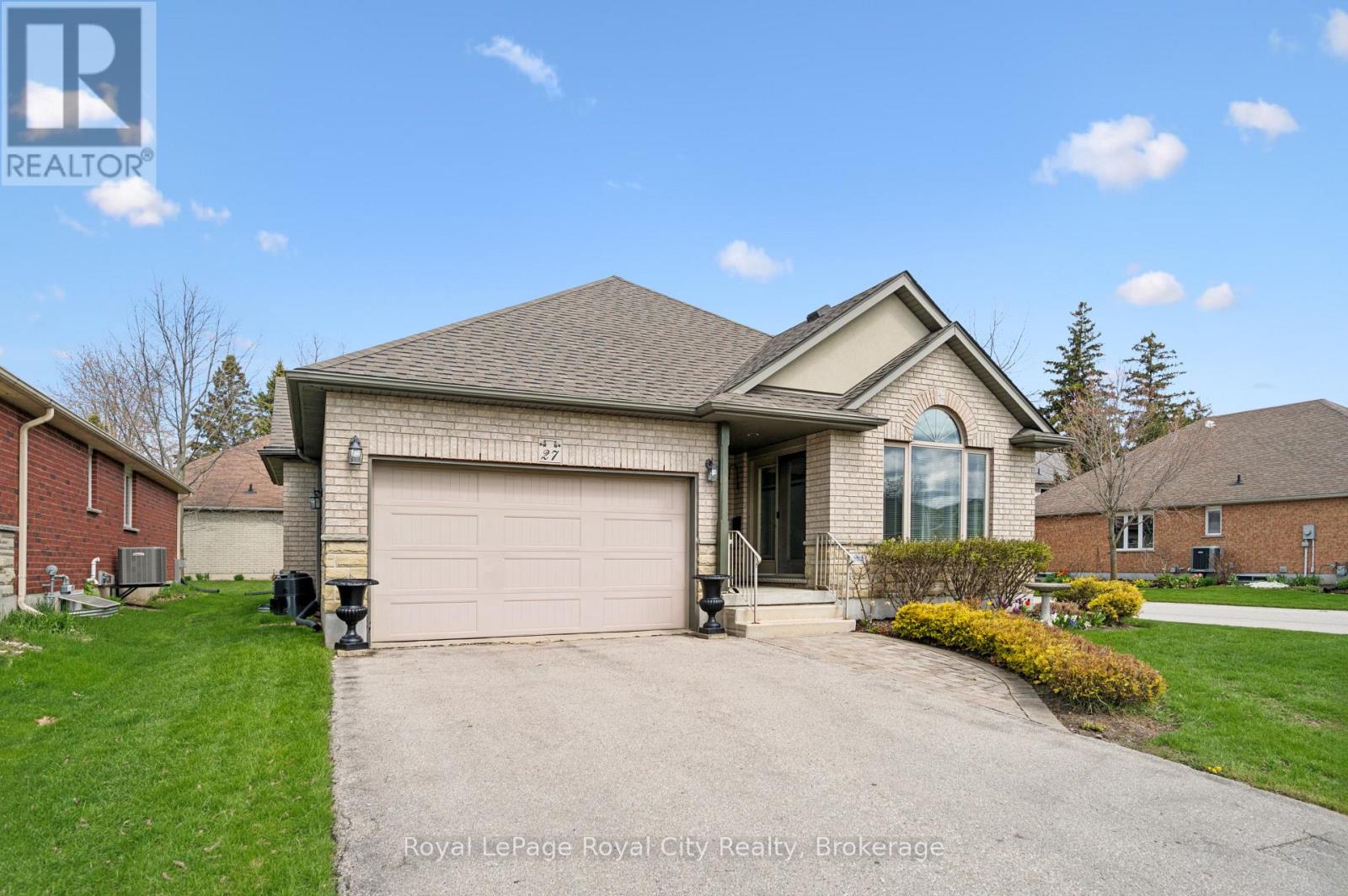 #19 27 ELKIN COURT - 41