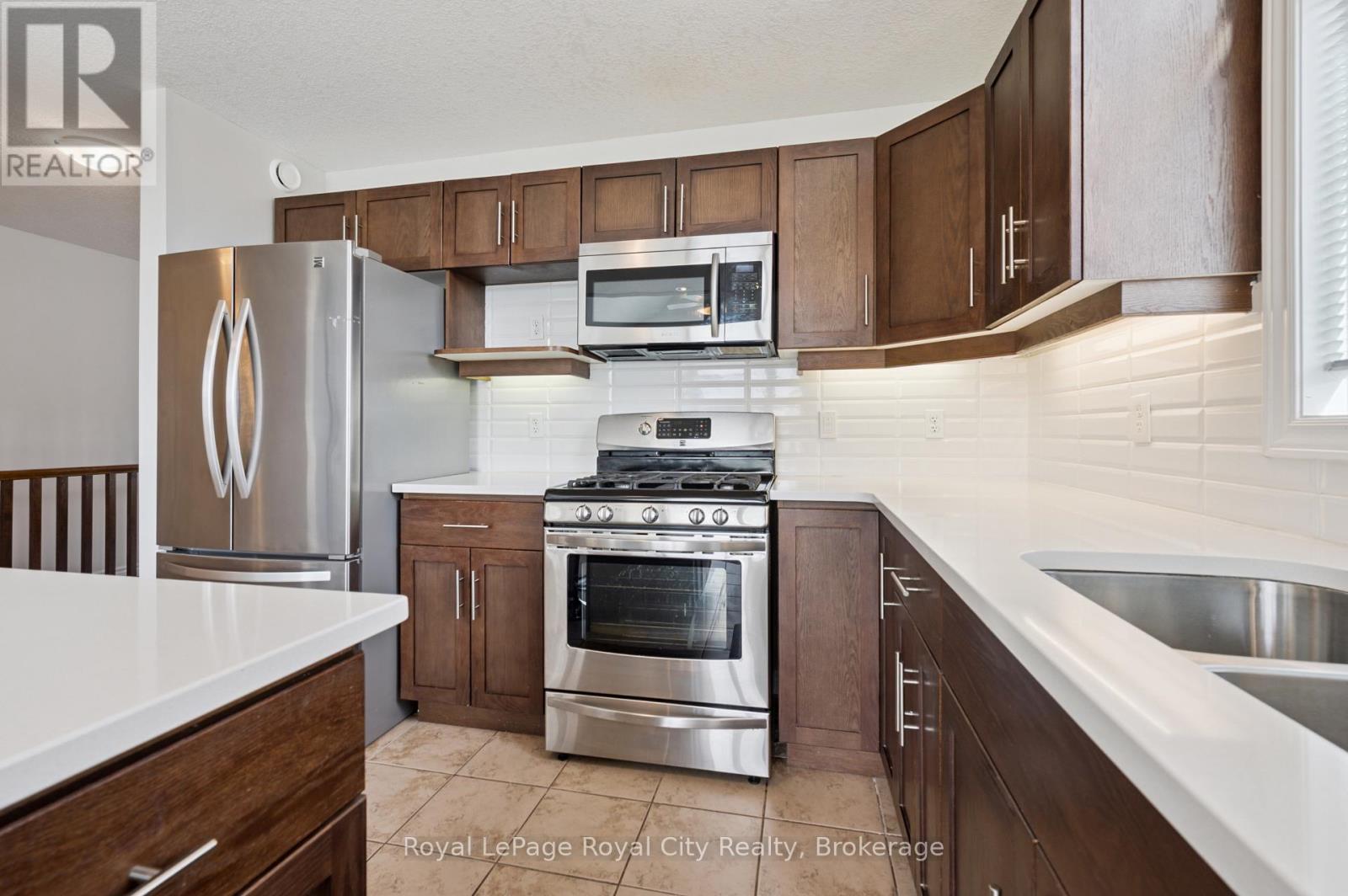 #19 27 ELKIN COURT - 8