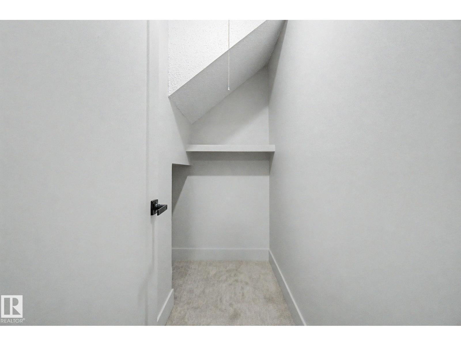 #122 95 MCKENNEY AV - 30
