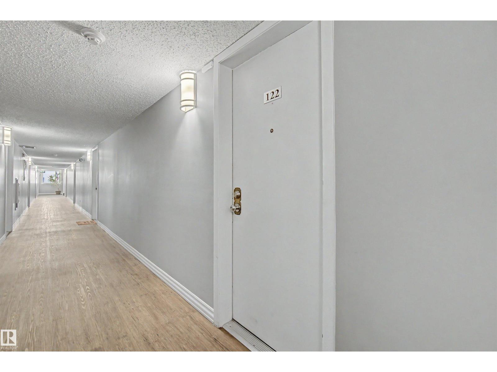 #122 95 MCKENNEY AV - 37