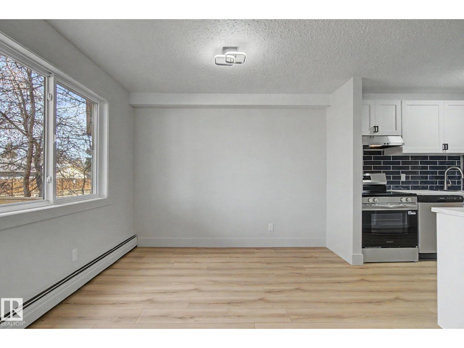 #122 95 MCKENNEY AV - 9