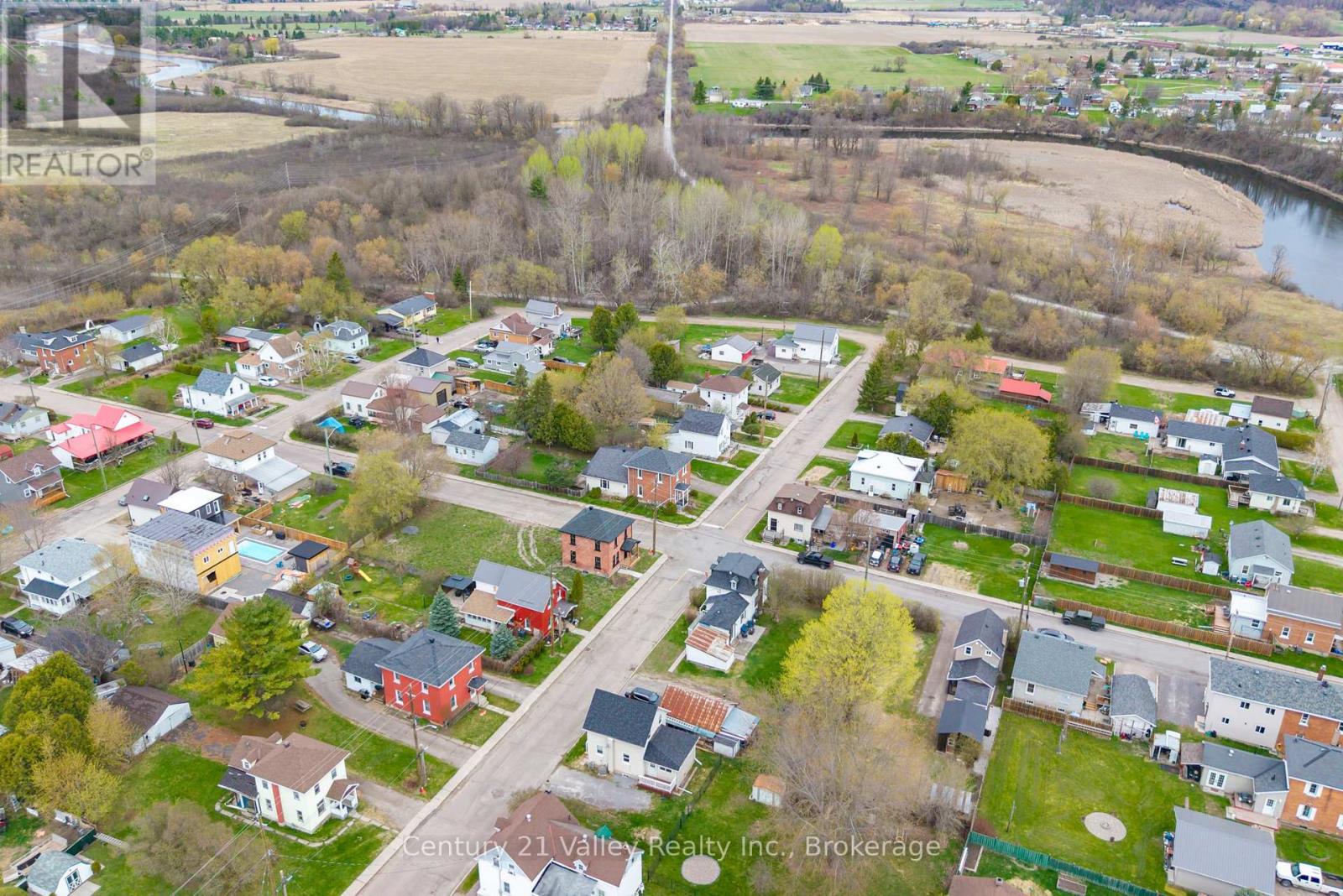319 MARY AVENUE - 33