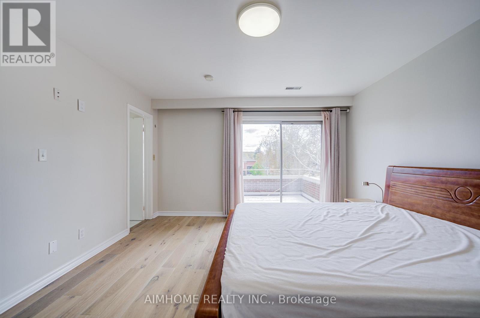 163 CHIPWOOD CRESCENT - 25