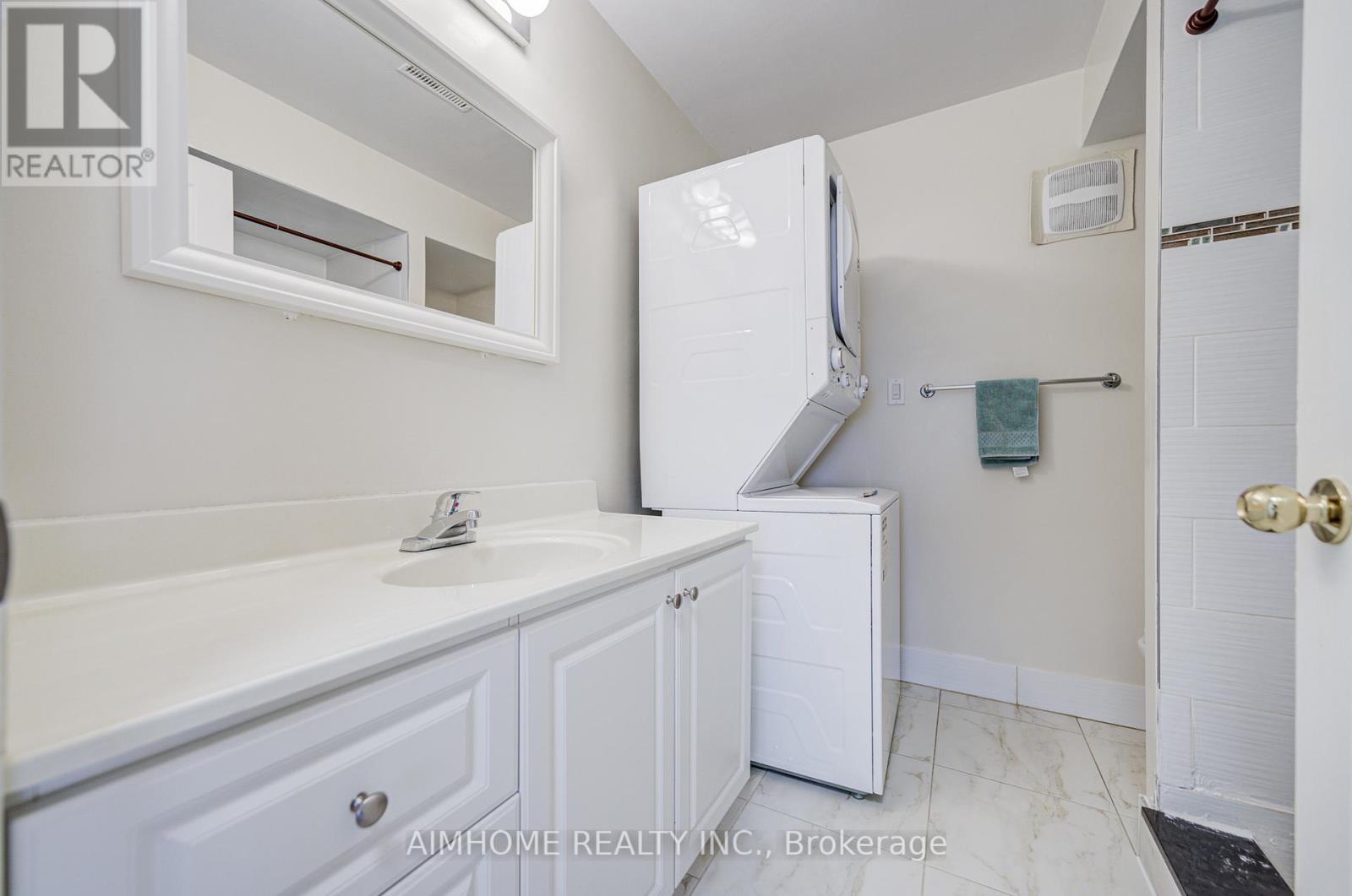 163 CHIPWOOD CRESCENT - 36