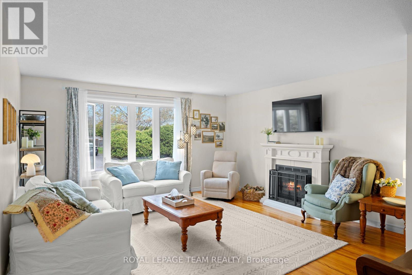 153 POST ROAD - 7