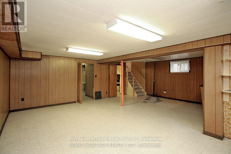 65 BENNETT ROAD - 32