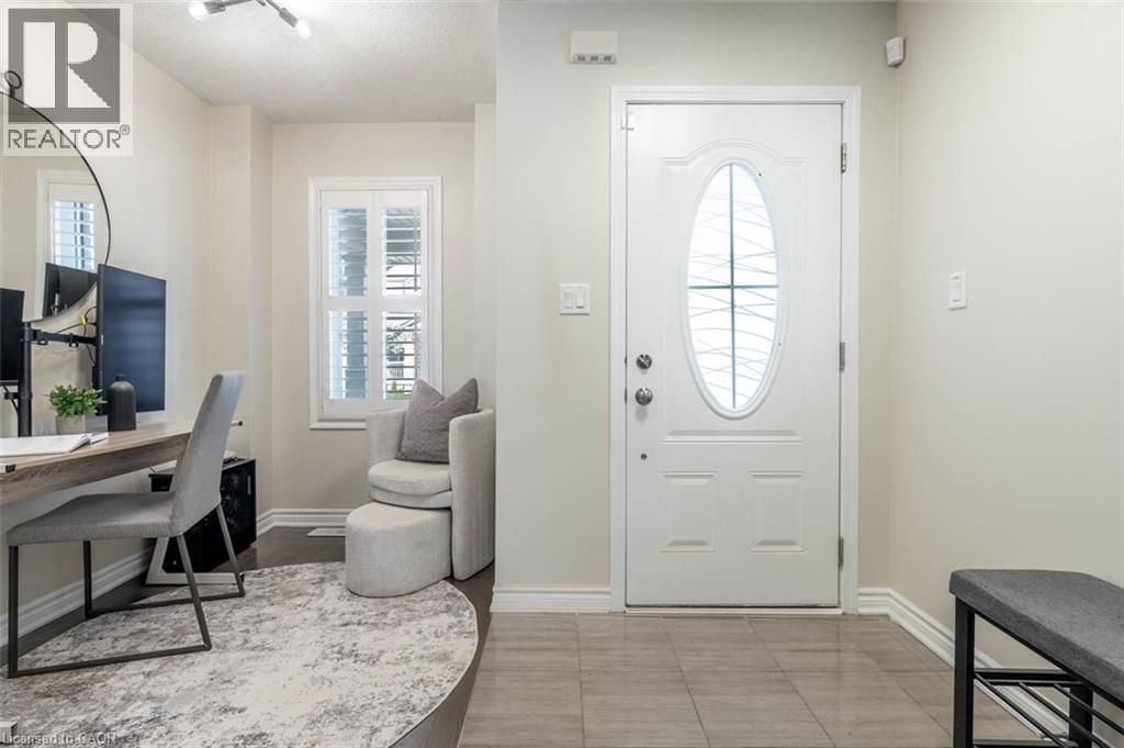 292 GILLETT Point, Milton, Ontario, L9E1C6 — Photo 8