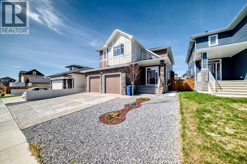 2004 Ravensdun Crescent SE - Image 2