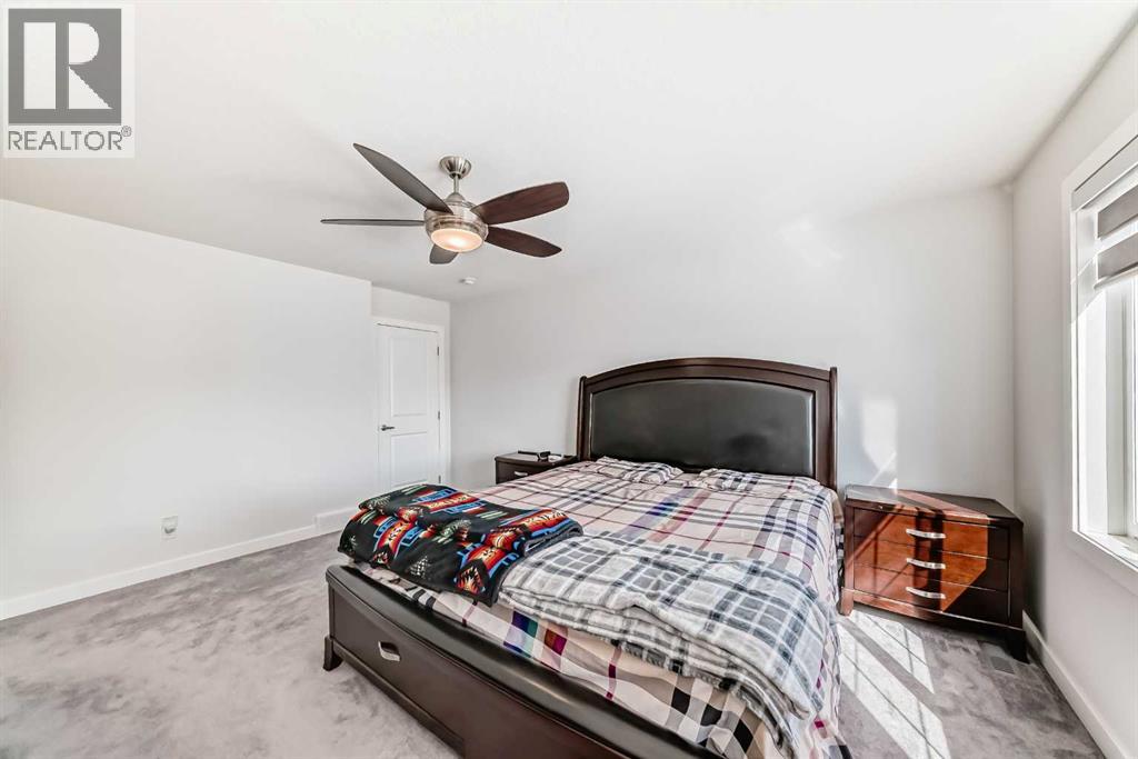 2004 Ravensdun Crescent SE - 25