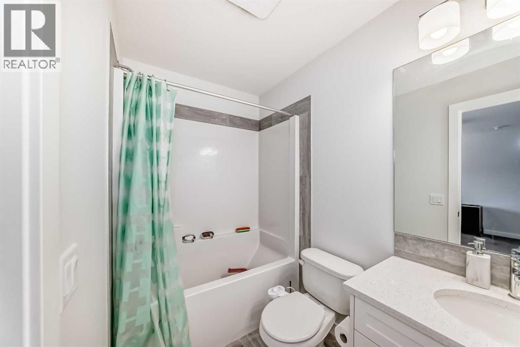 2004 Ravensdun Crescent SE - 27