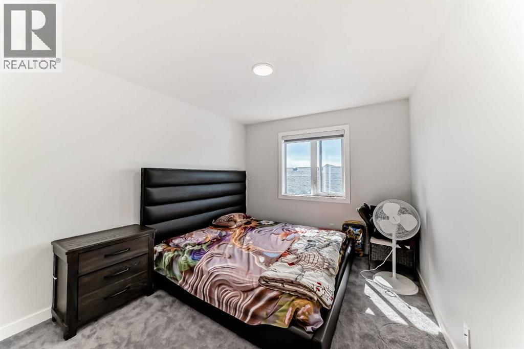 2004 Ravensdun Crescent SE - 28
