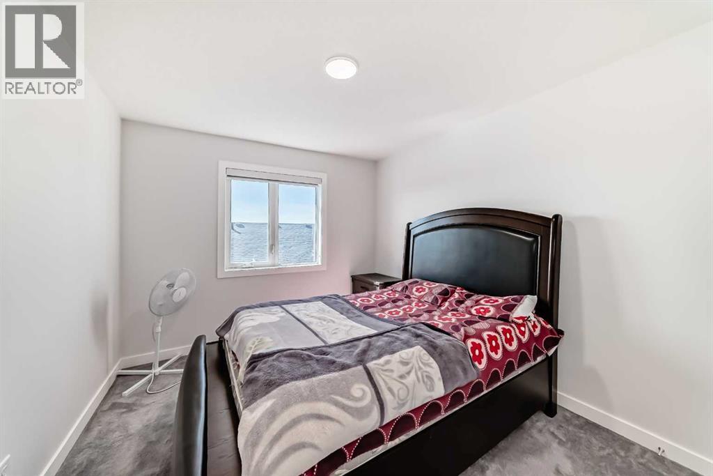 2004 Ravensdun Crescent SE - 29