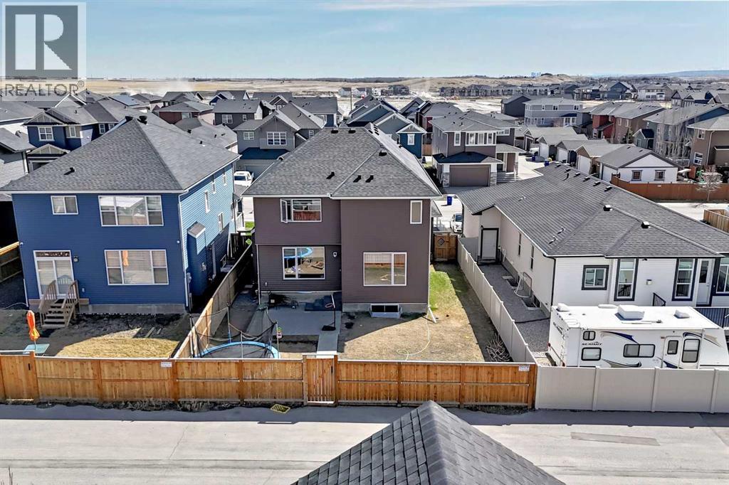 2004 Ravensdun Crescent SE - 45