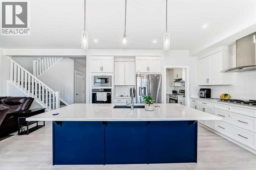 2004 Ravensdun Crescent SE - 7