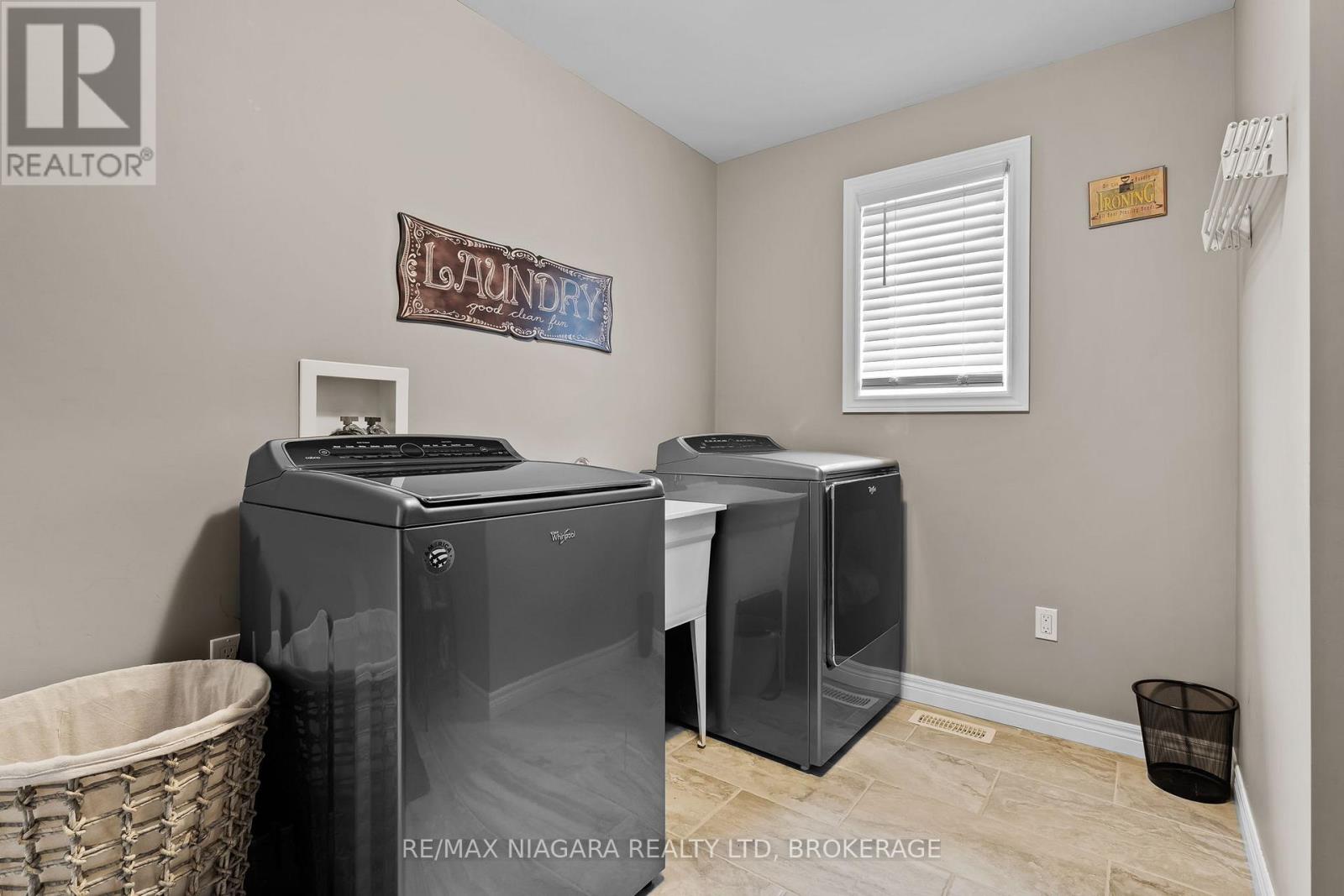 228 LINCOLN STREET - 10