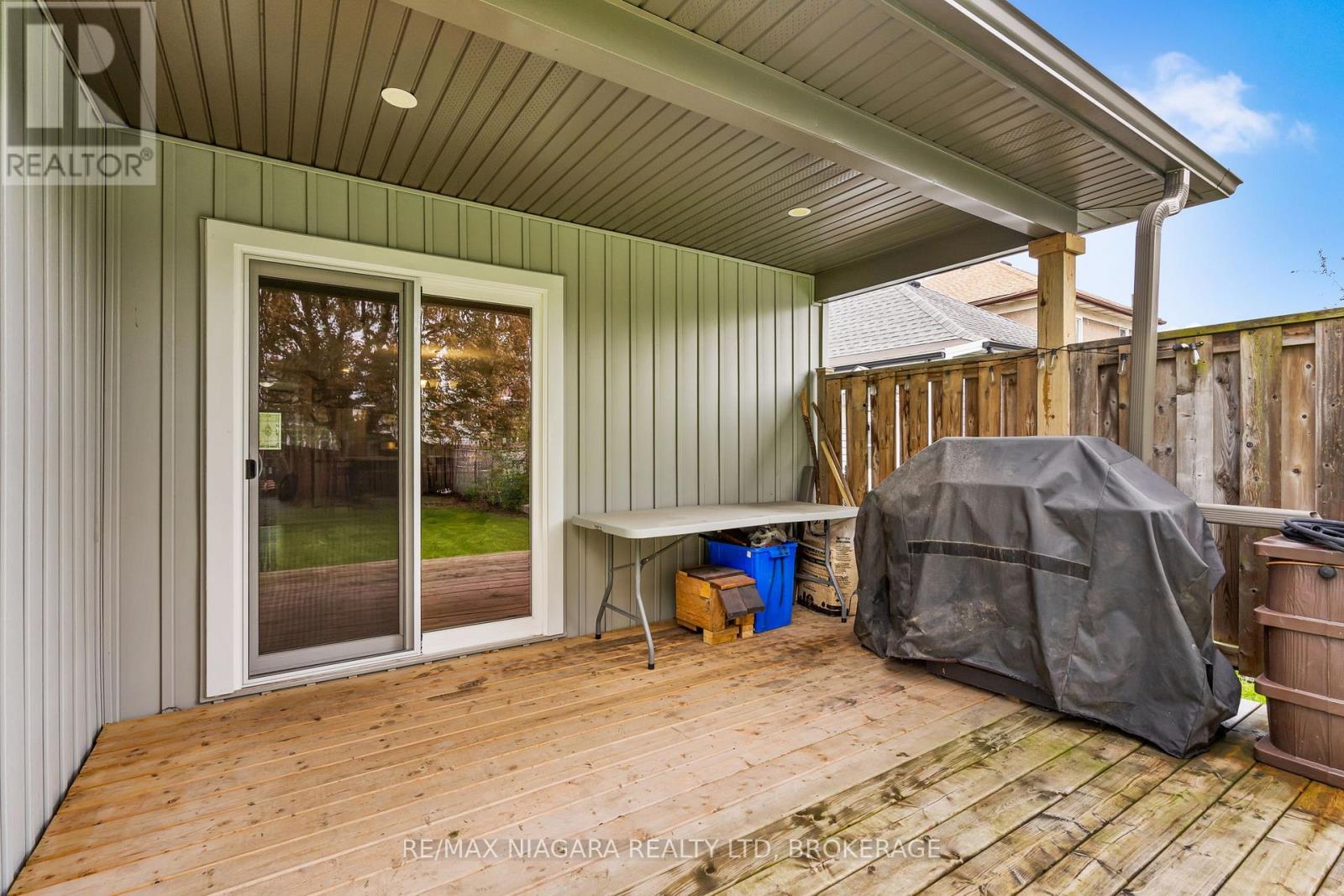 228 LINCOLN STREET - 18