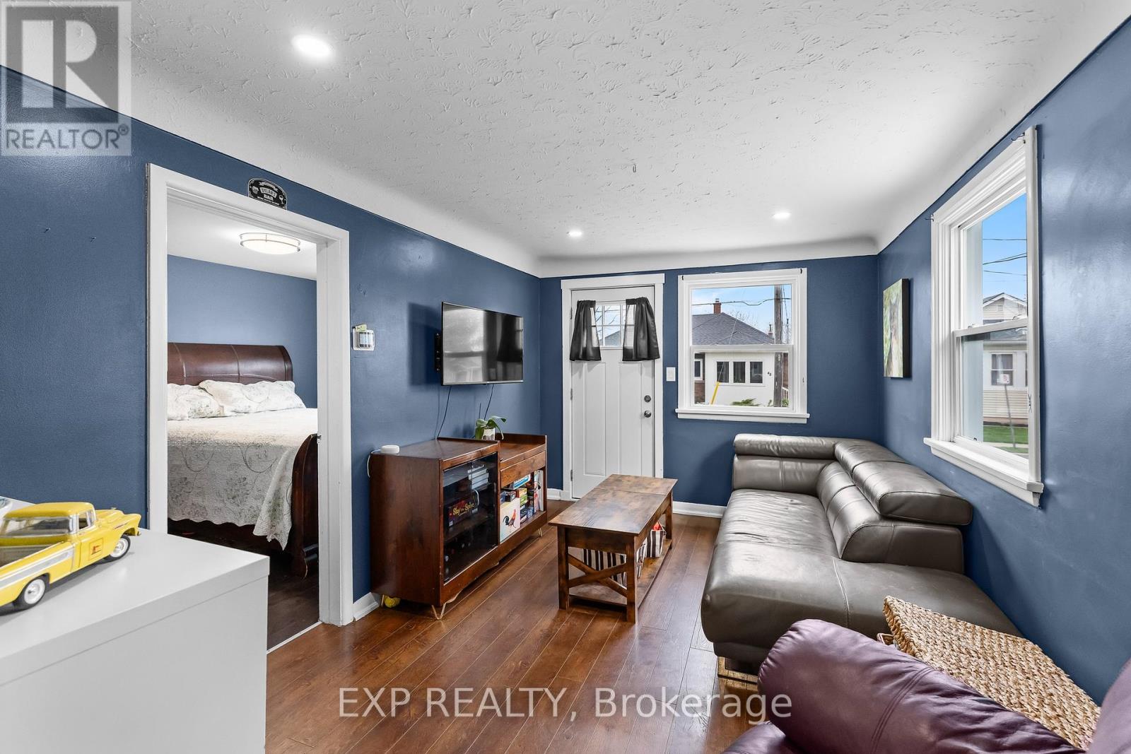 47 BATTLE STREET - 12