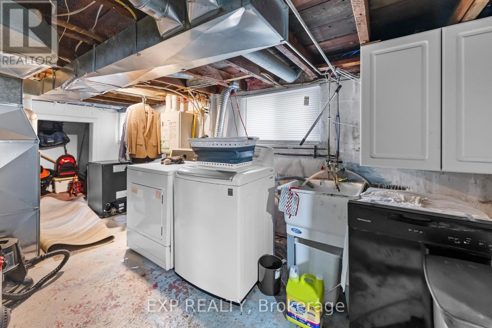 47 BATTLE STREET - 24