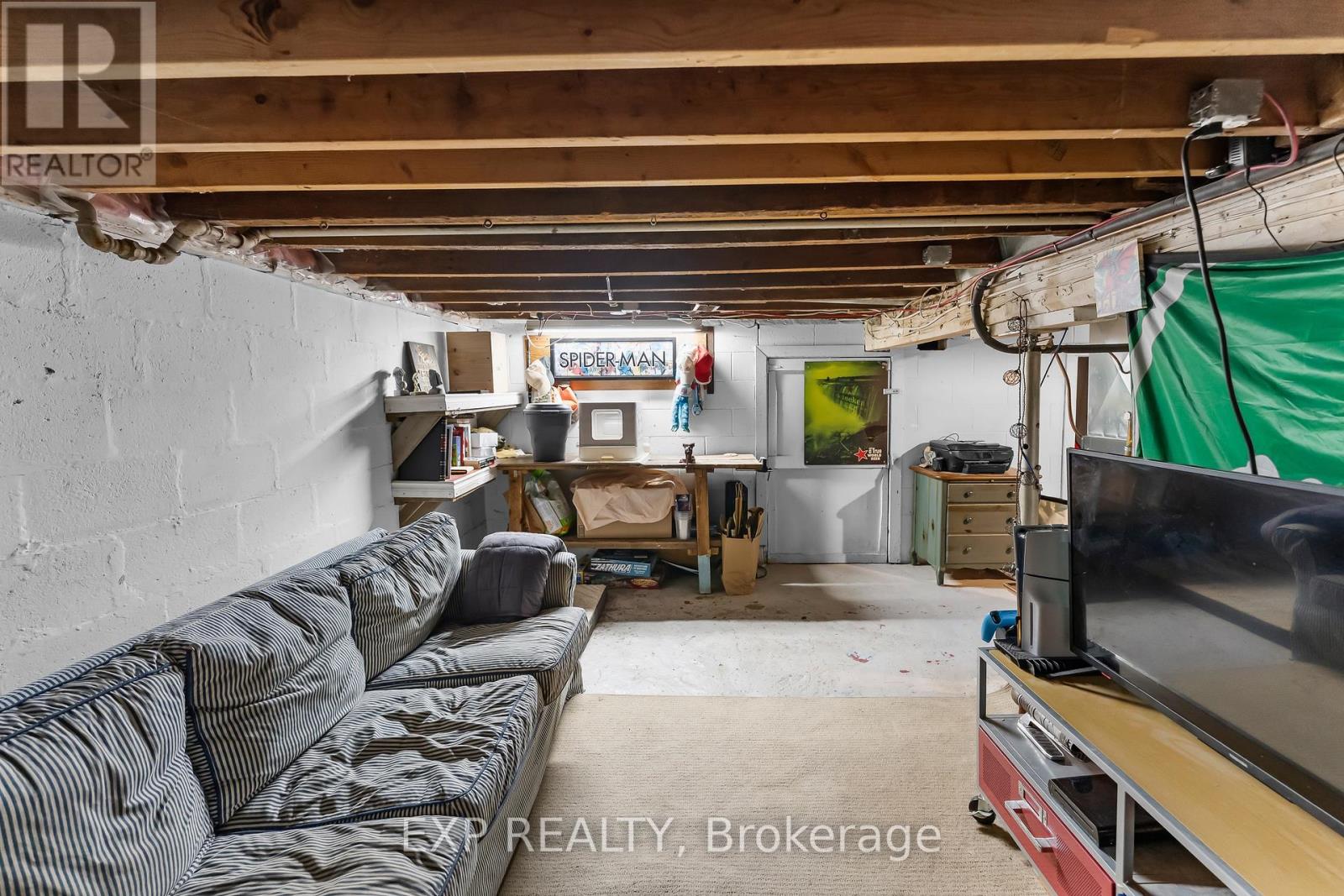 47 BATTLE STREET - 26