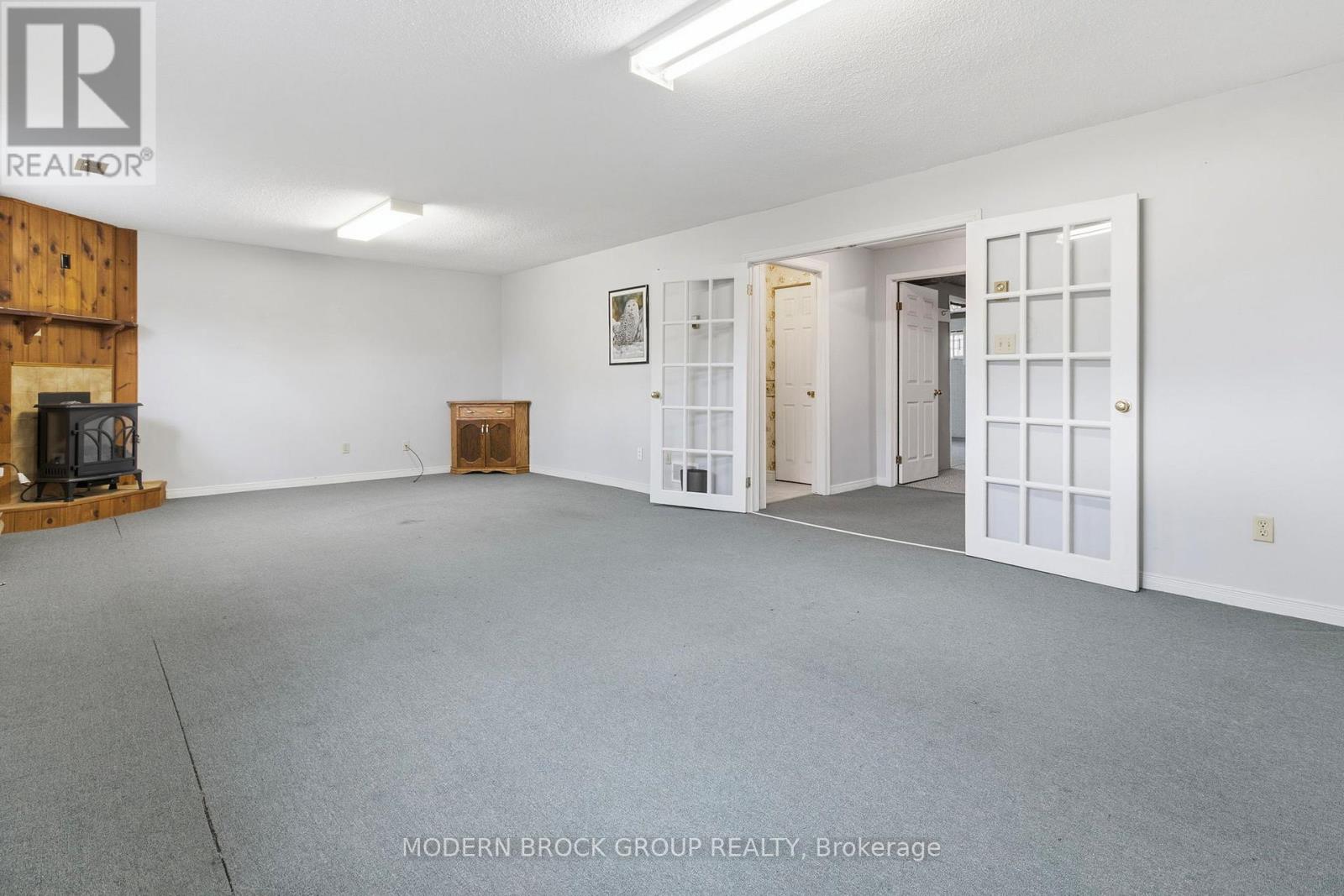 865 CUNNINGHAM CRESCENT - 26