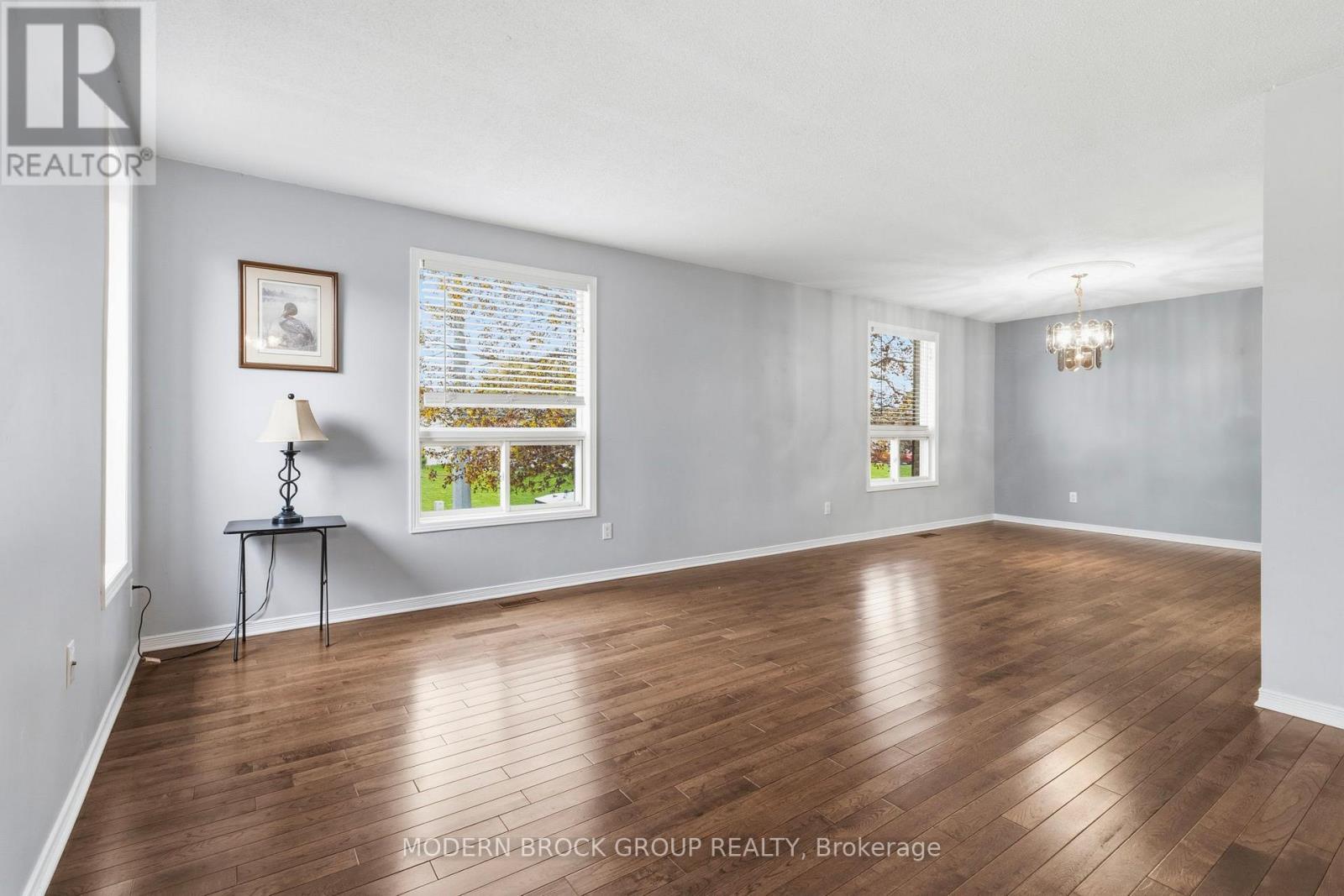 865 CUNNINGHAM CRESCENT - 9