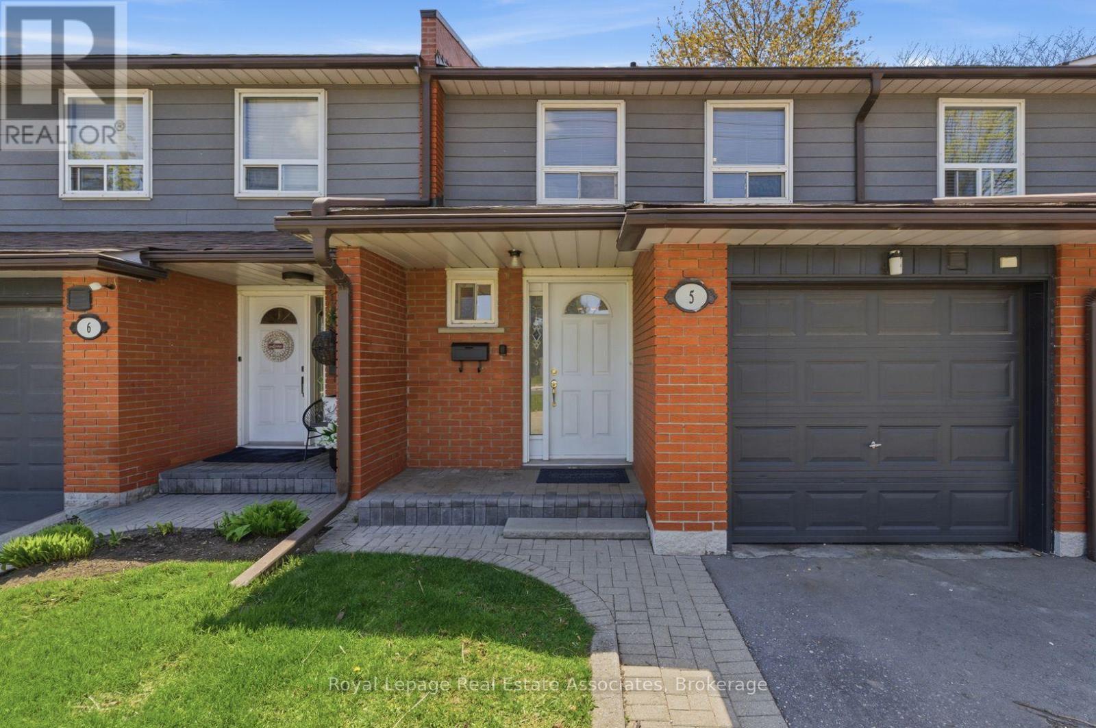 #5 1616 HAIG BOULEVARD - Image 2
