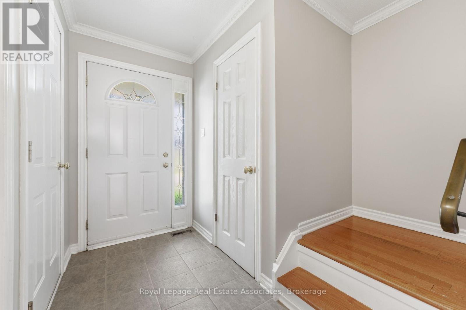 #5 1616 HAIG BOULEVARD - Image 3