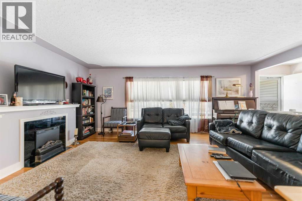 242039 Range Road 261 - 10