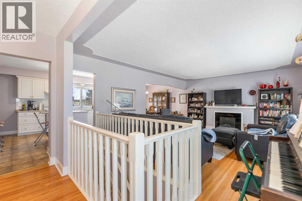 242039 Range Road 261 - 6