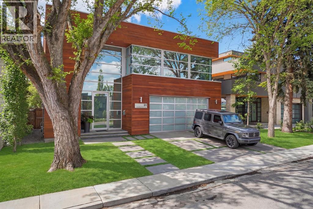 31 Windsor Crescent SW - 2