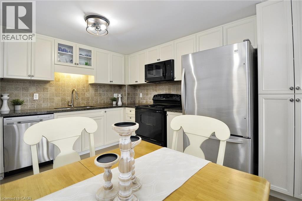 345 FISHER MILLS Road Unit# 102, Cambridge, Ontario, N3C0E5 — Photo 6