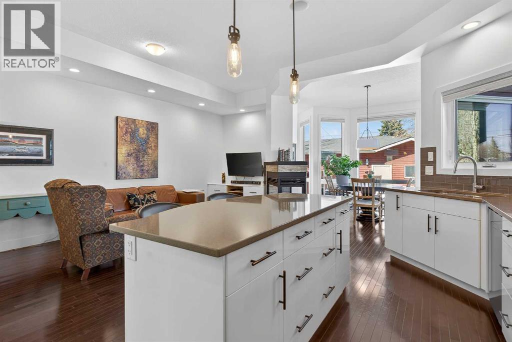 4619 84 Street NW - 12