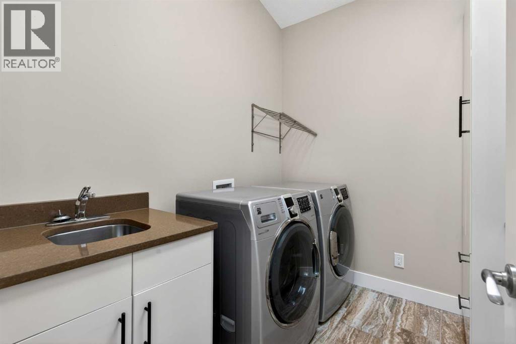 4619 84 Street NW - 32