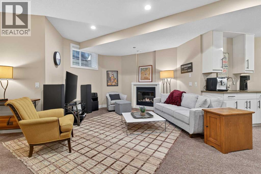 4619 84 Street NW - 36