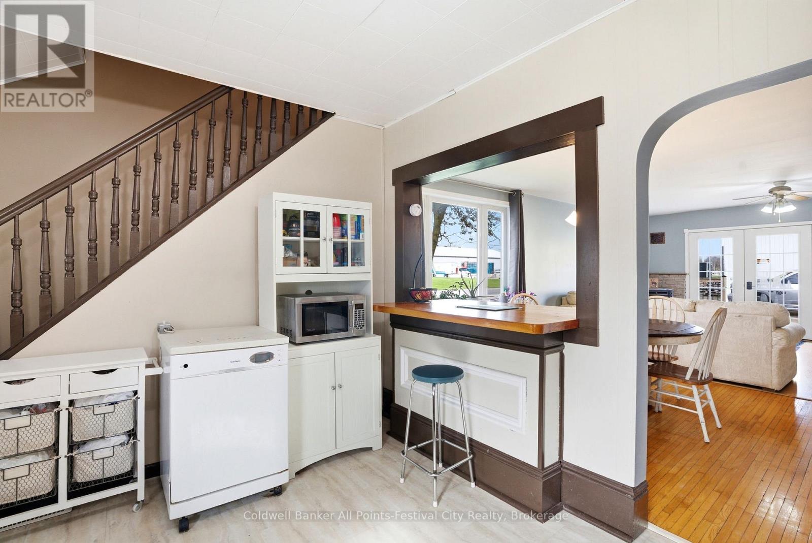 83 JARVIS STREET - 23