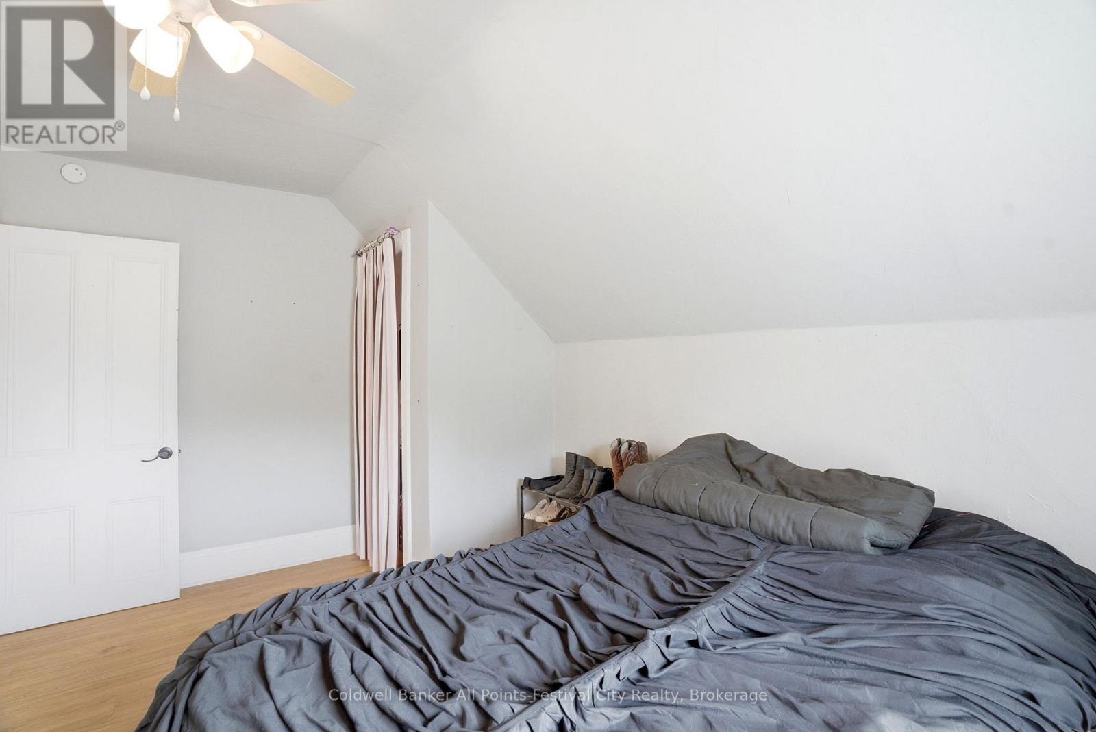 83 JARVIS STREET - 27