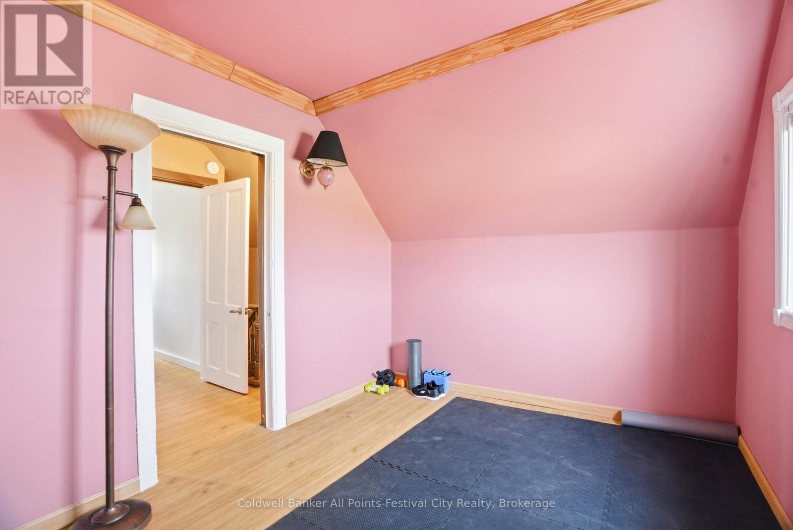 83 JARVIS STREET - 29