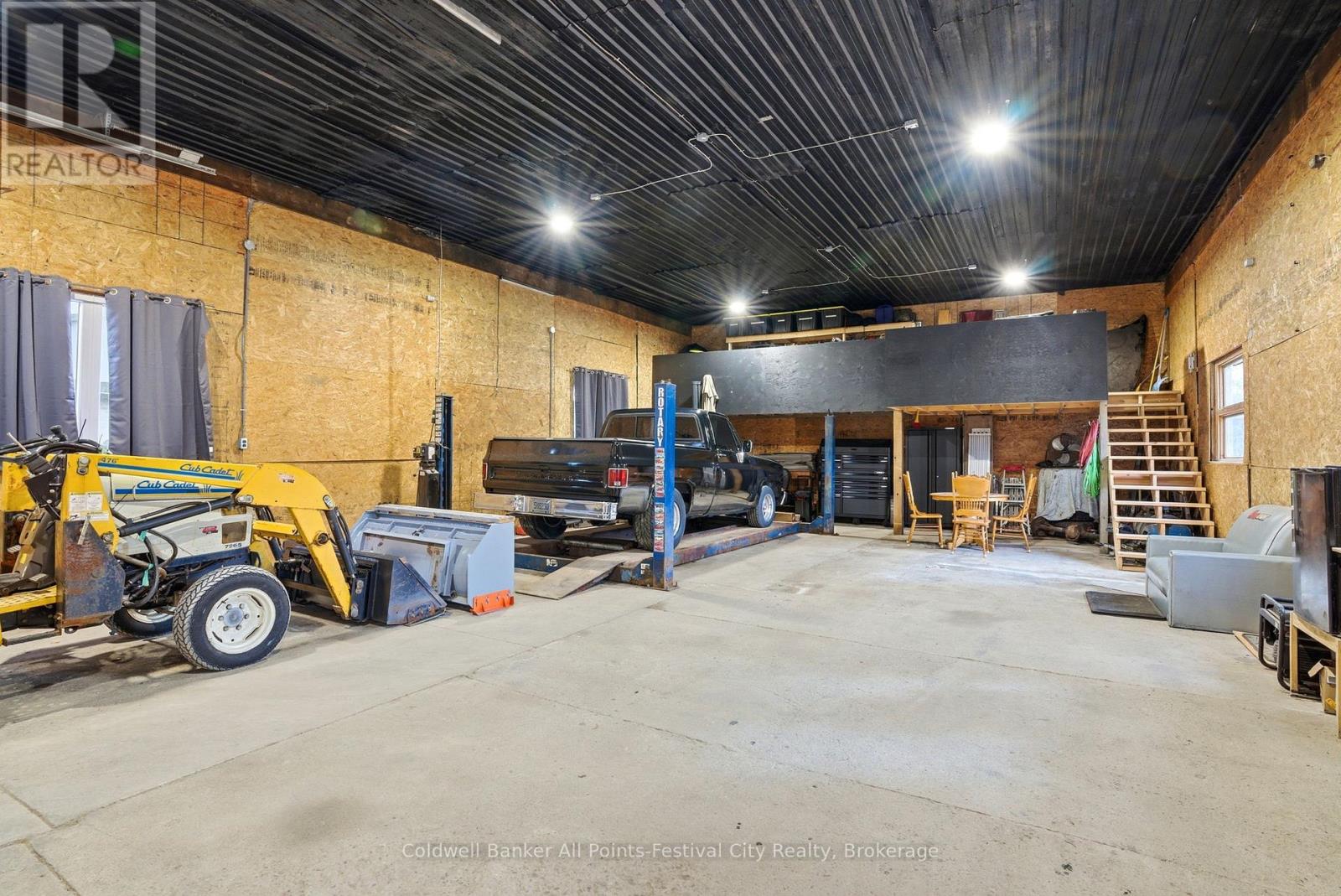 83 JARVIS STREET - 34