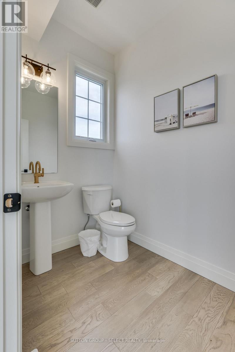 ##1 235 KENNINGTON WAY - 19