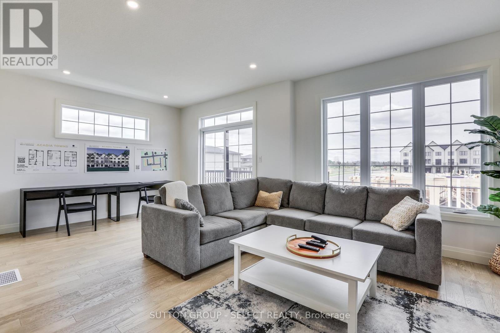 ##1 235 KENNINGTON WAY - 20