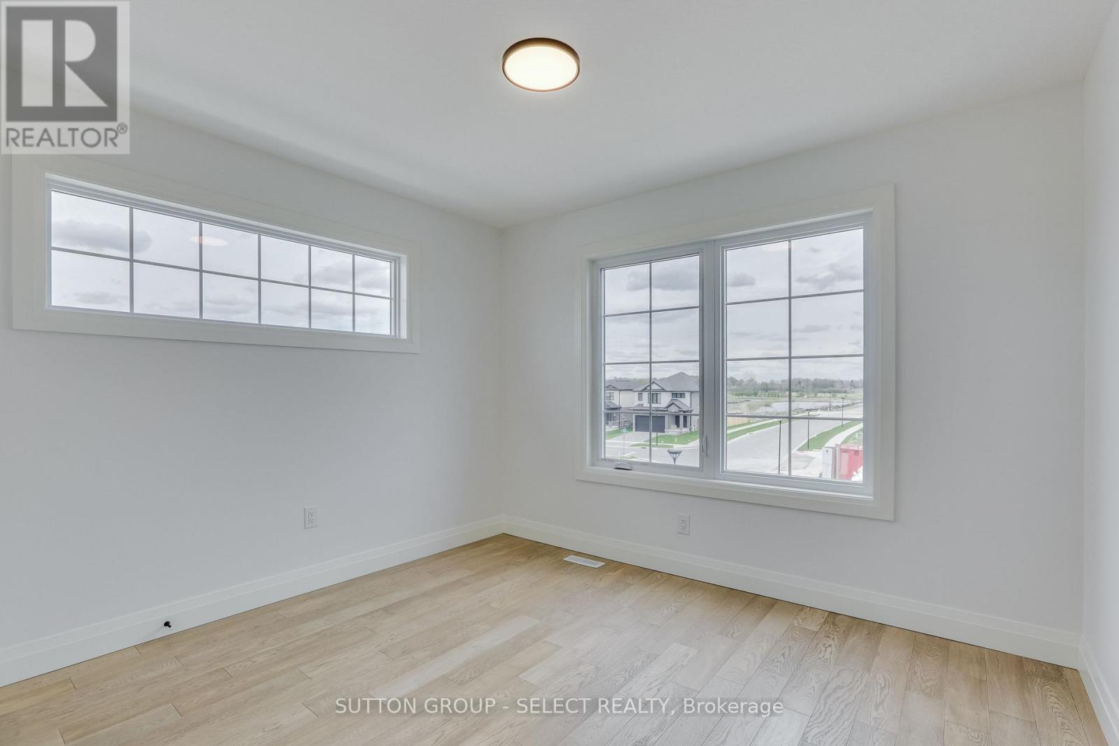 ##1 235 KENNINGTON WAY - 29