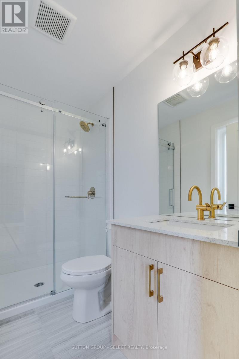 ##1 235 KENNINGTON WAY - 41