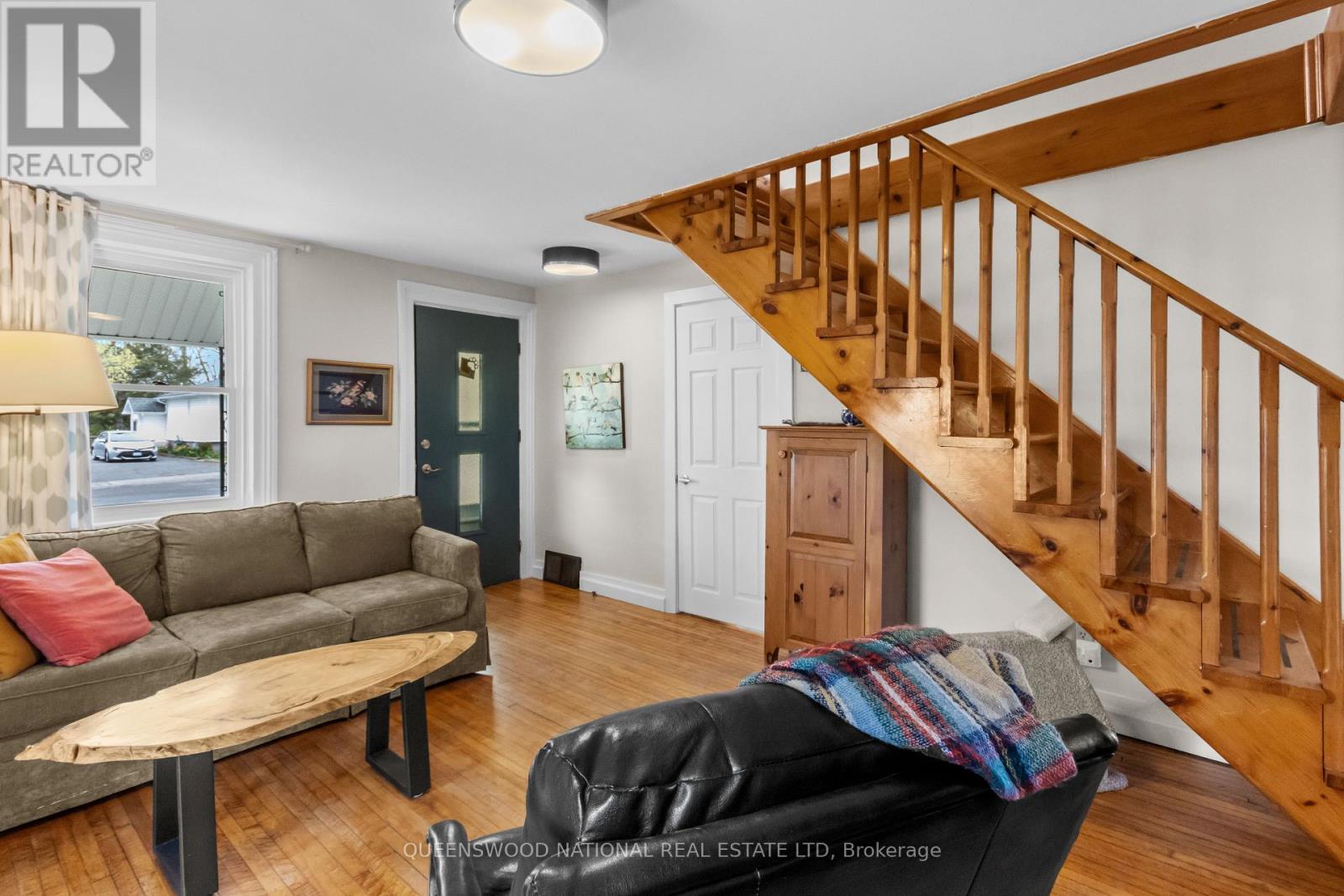 232 ELGIN STREET - 12