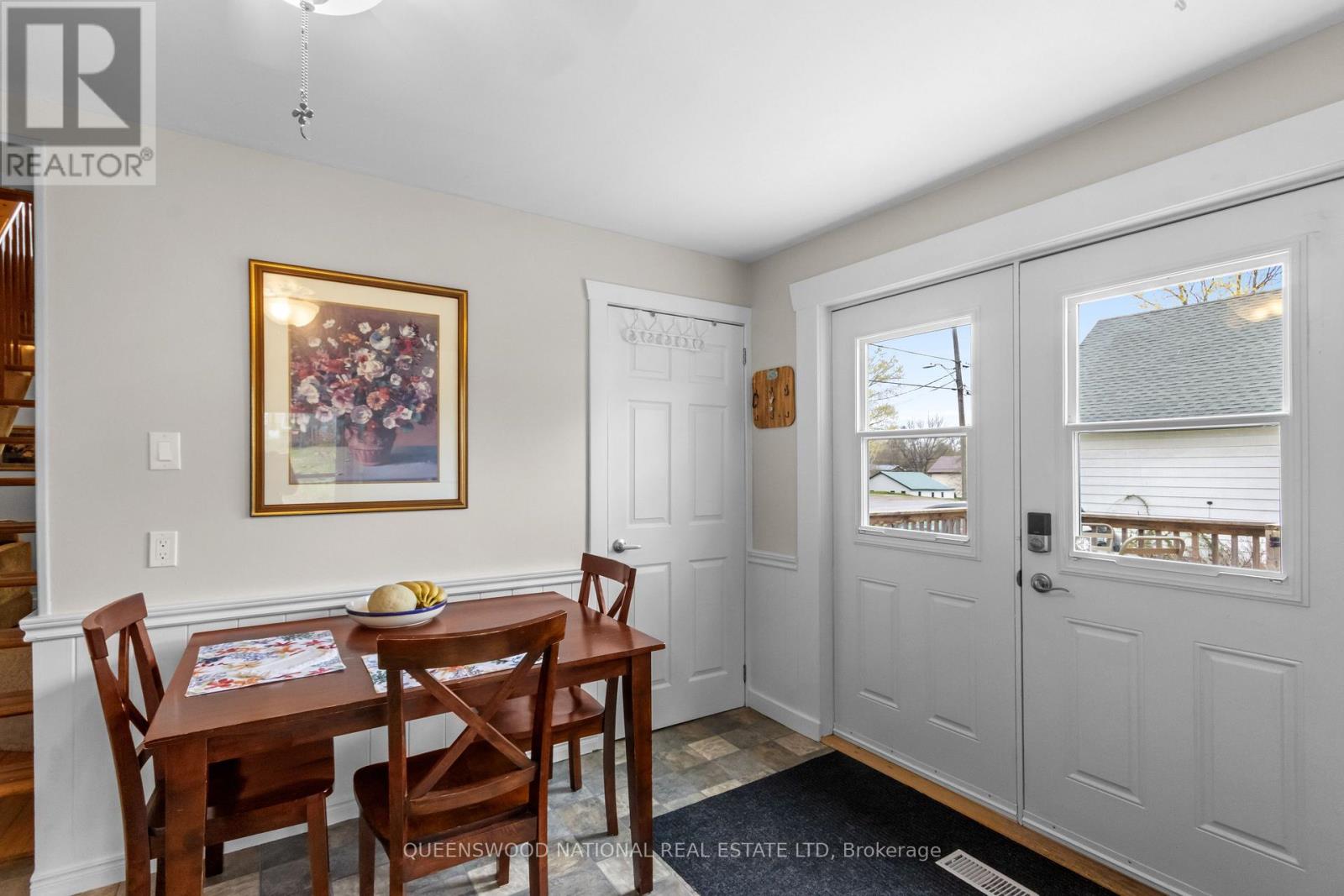 232 ELGIN STREET - 26