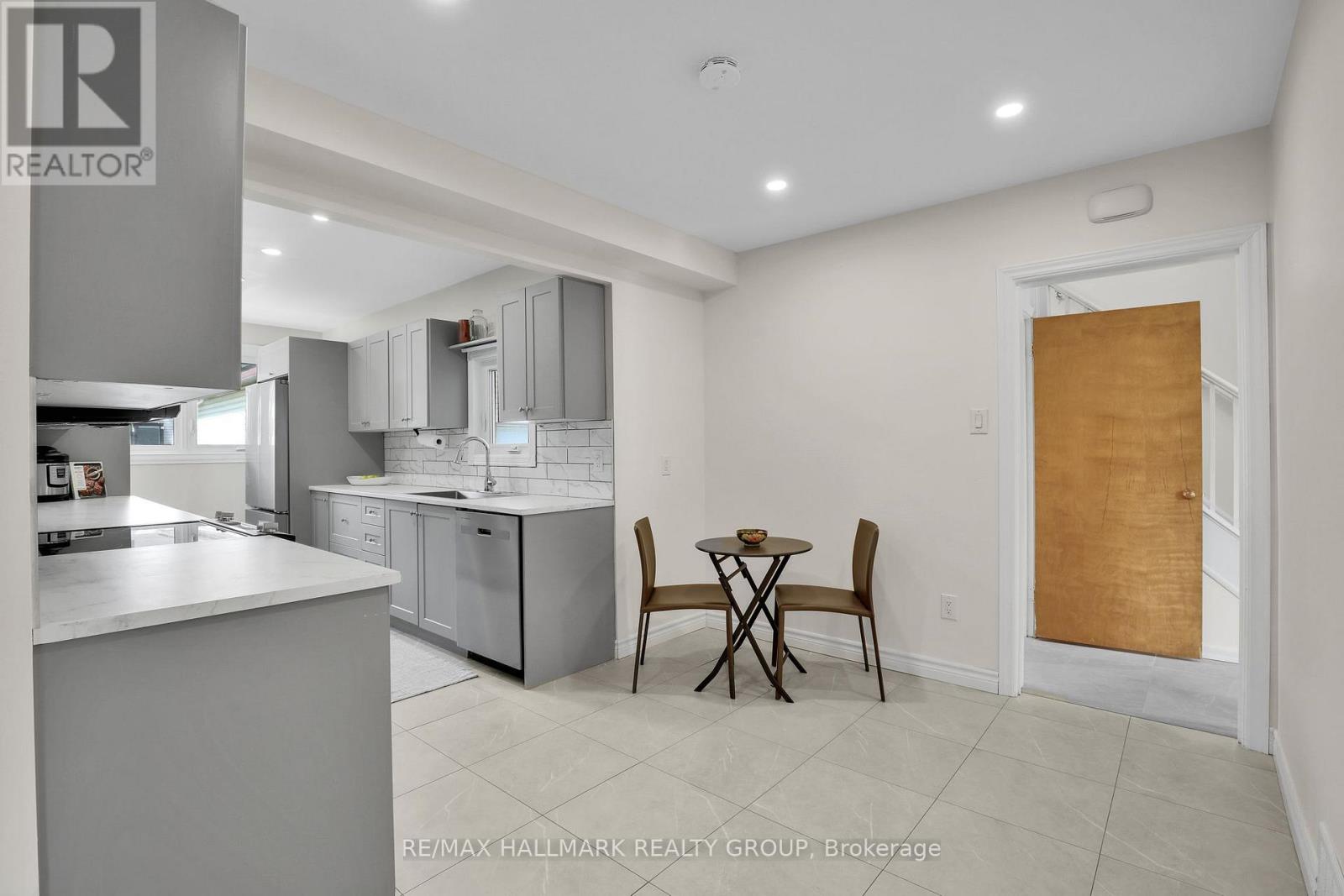 1206 CHECKERS ROAD - 12