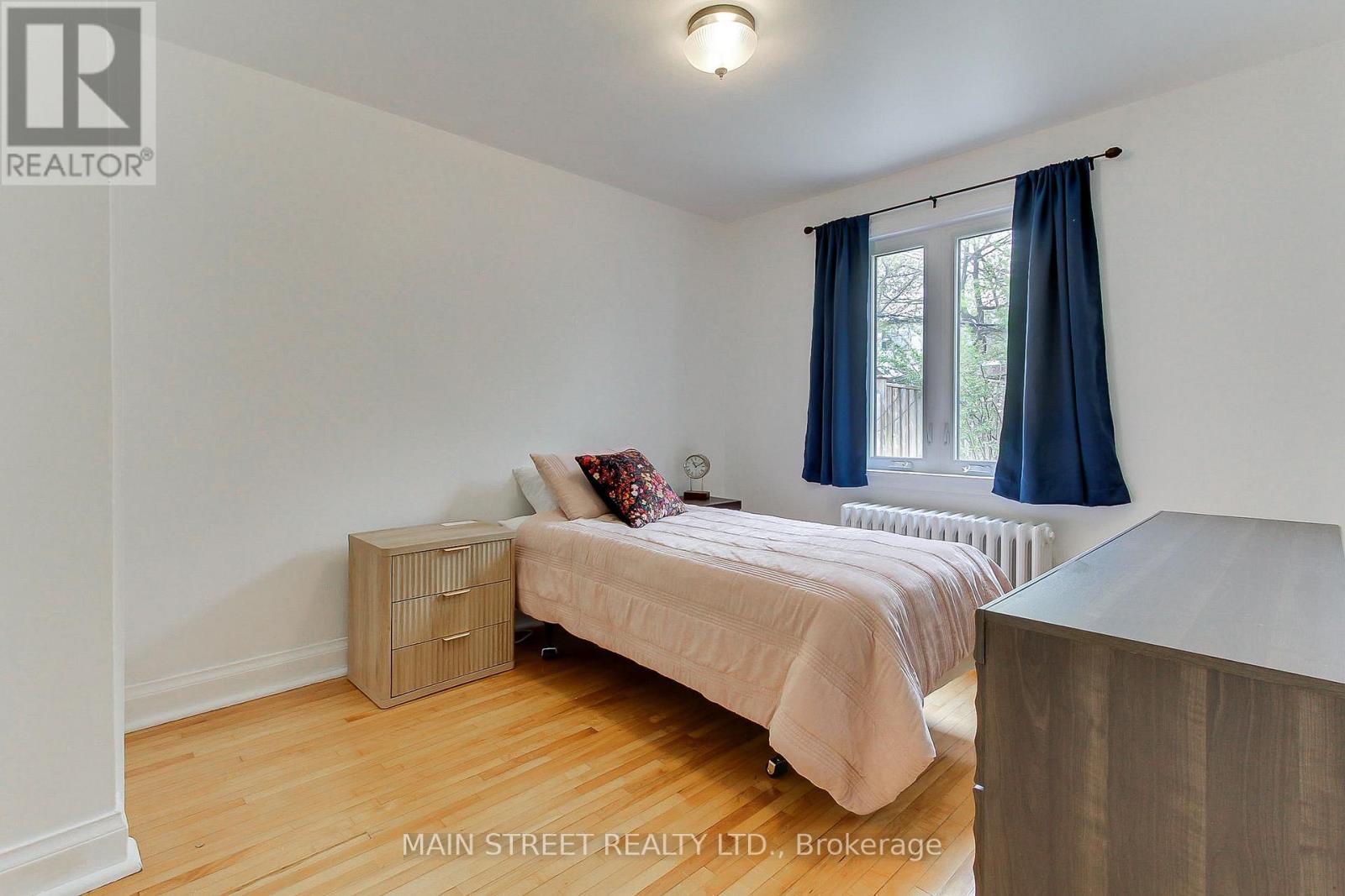 595 NORTHCLIFFE BOULEVARD - 20